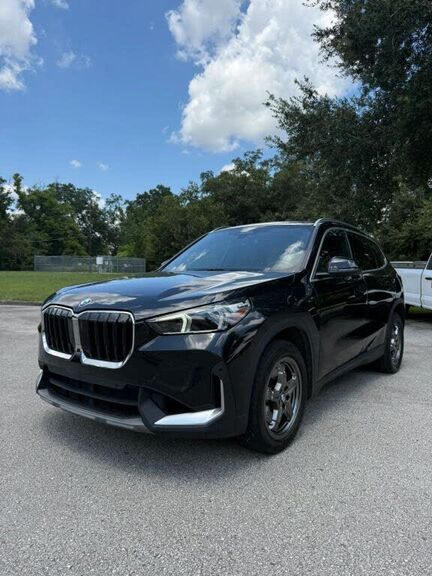 2023 BMW X1