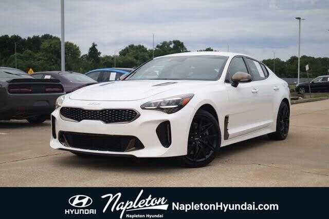 2022 KIA Stinger
