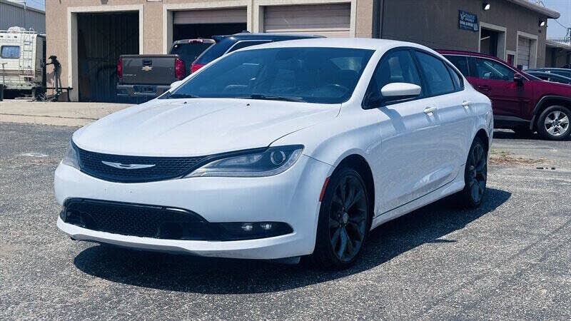 2015 CHRYSLER 200