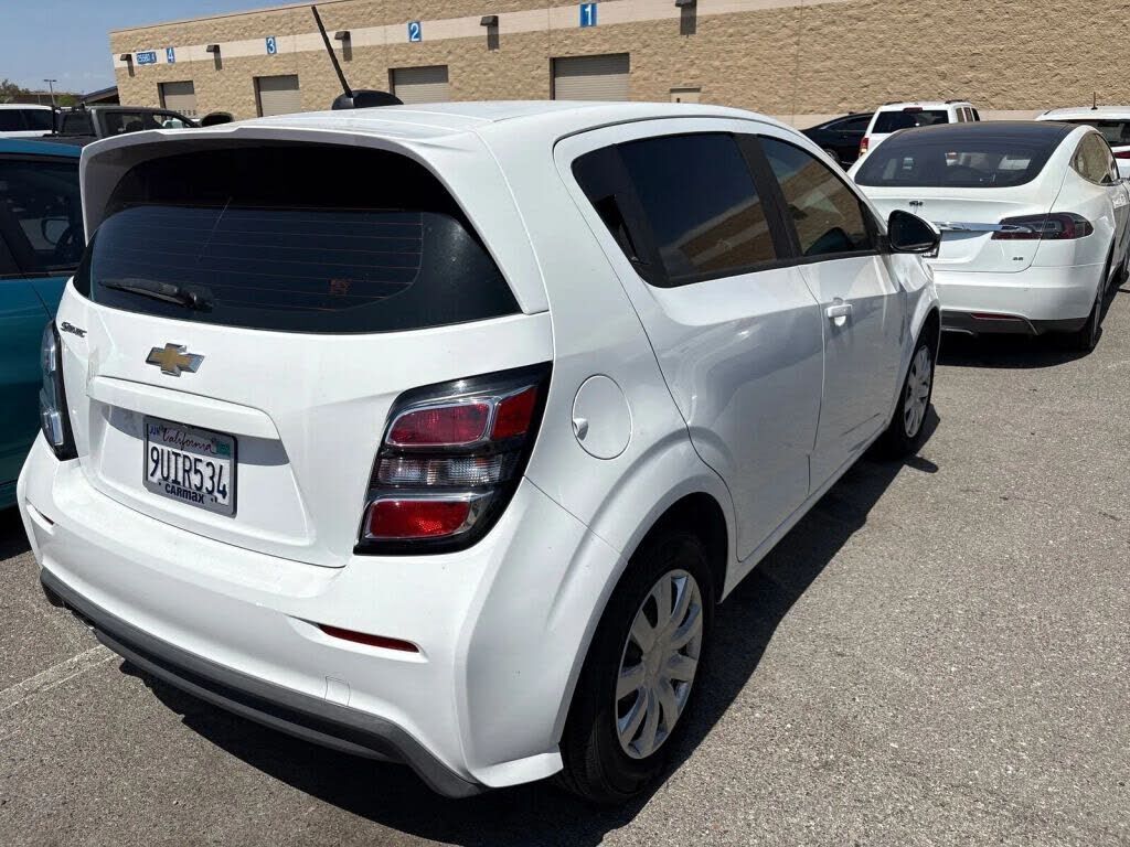 2017 CHEVROLET Sonic