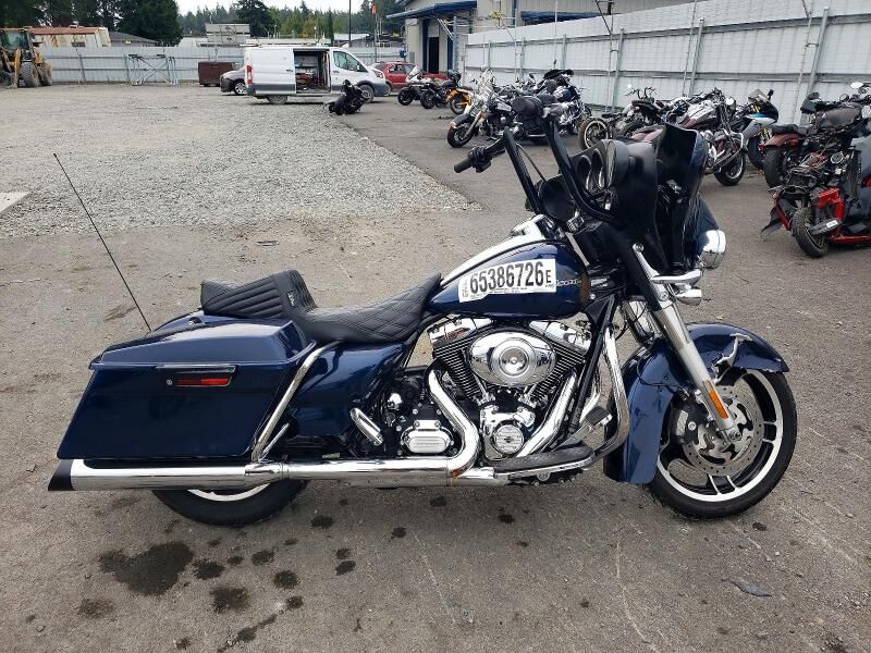 2012 HARLEY DAVIDSON Street Glide 103