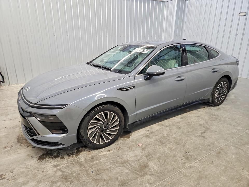 2024 HYUNDAI Sonata