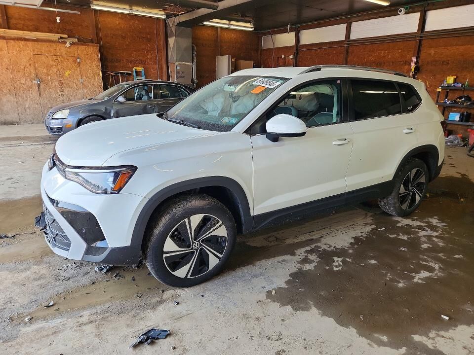 2025 VOLKSWAGEN Taos