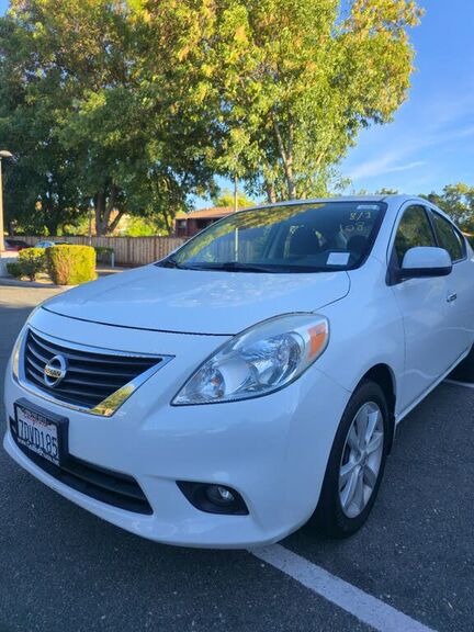 2014 NISSAN Versa