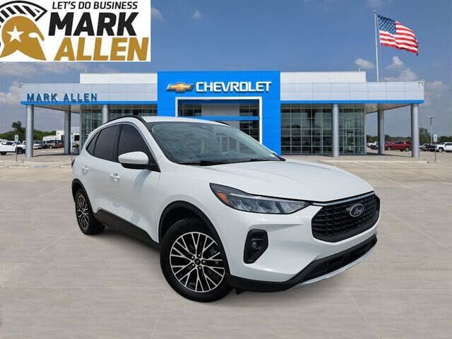 2023 FORD Escape