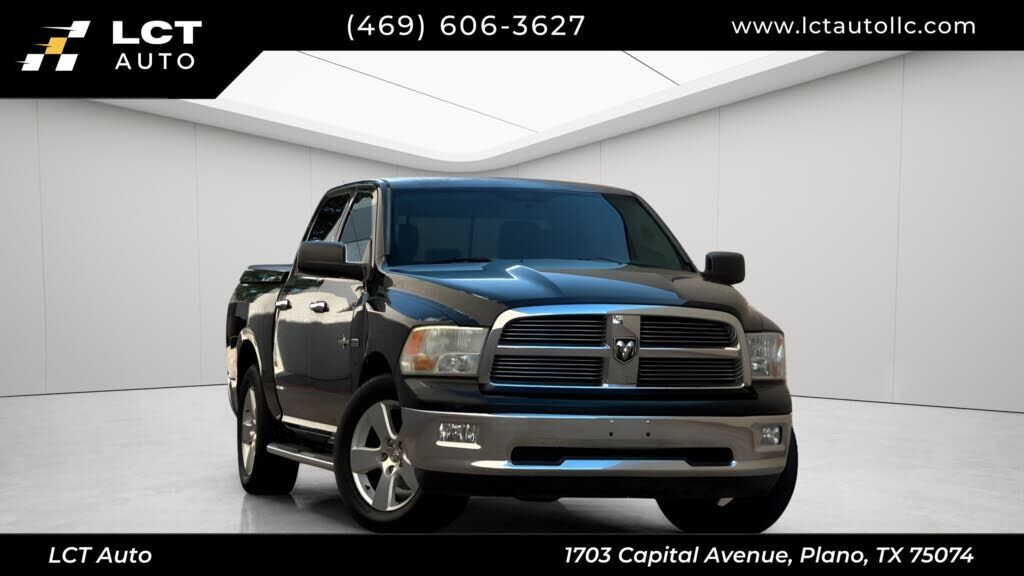 2012 DODGE Ram