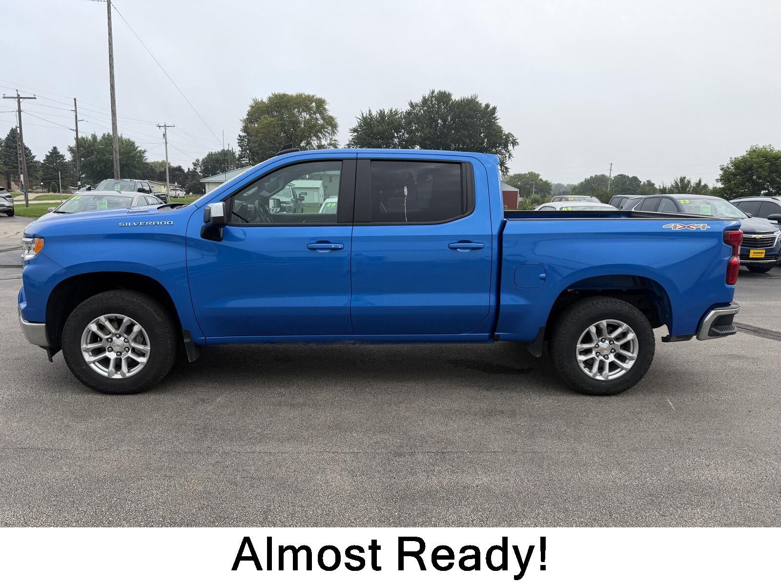 2025 CHEVROLET Silverado