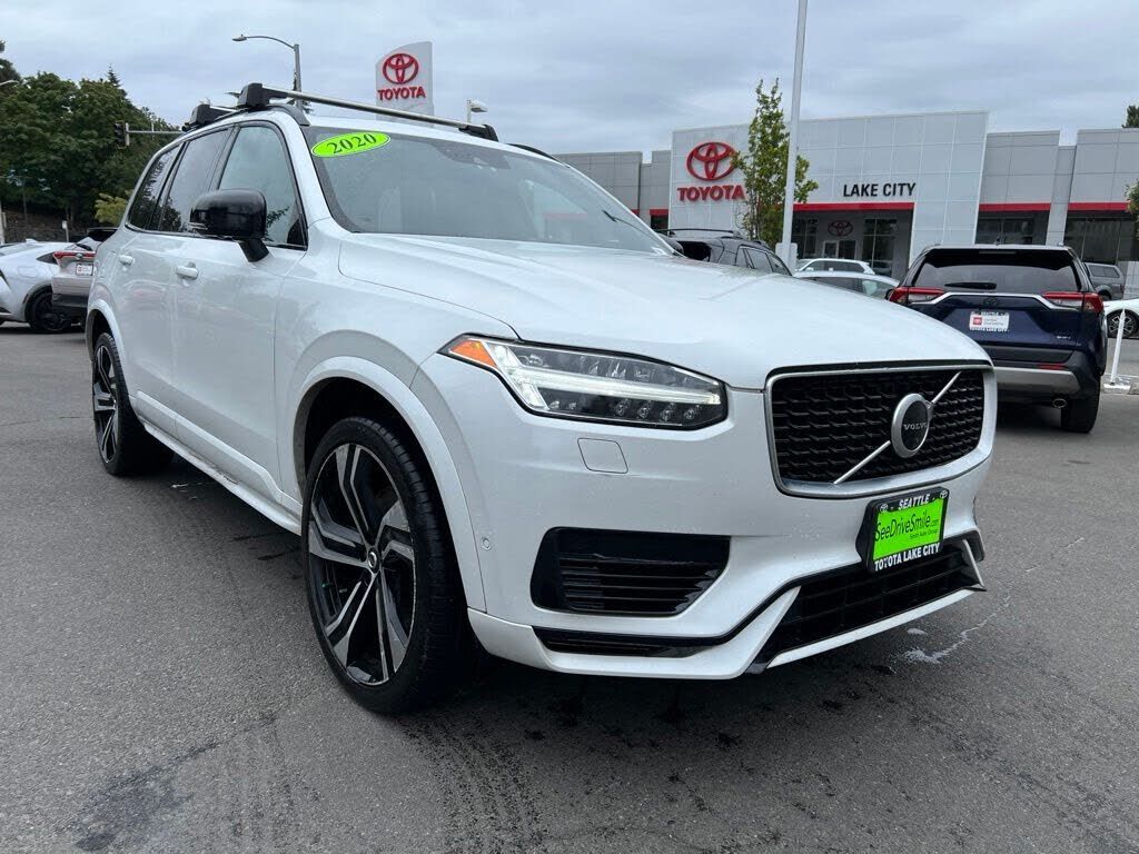 2020 VOLVO XC90