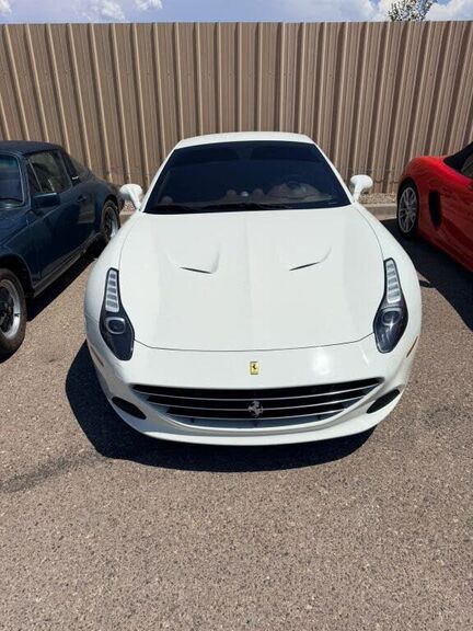 2015 FERRARI California T