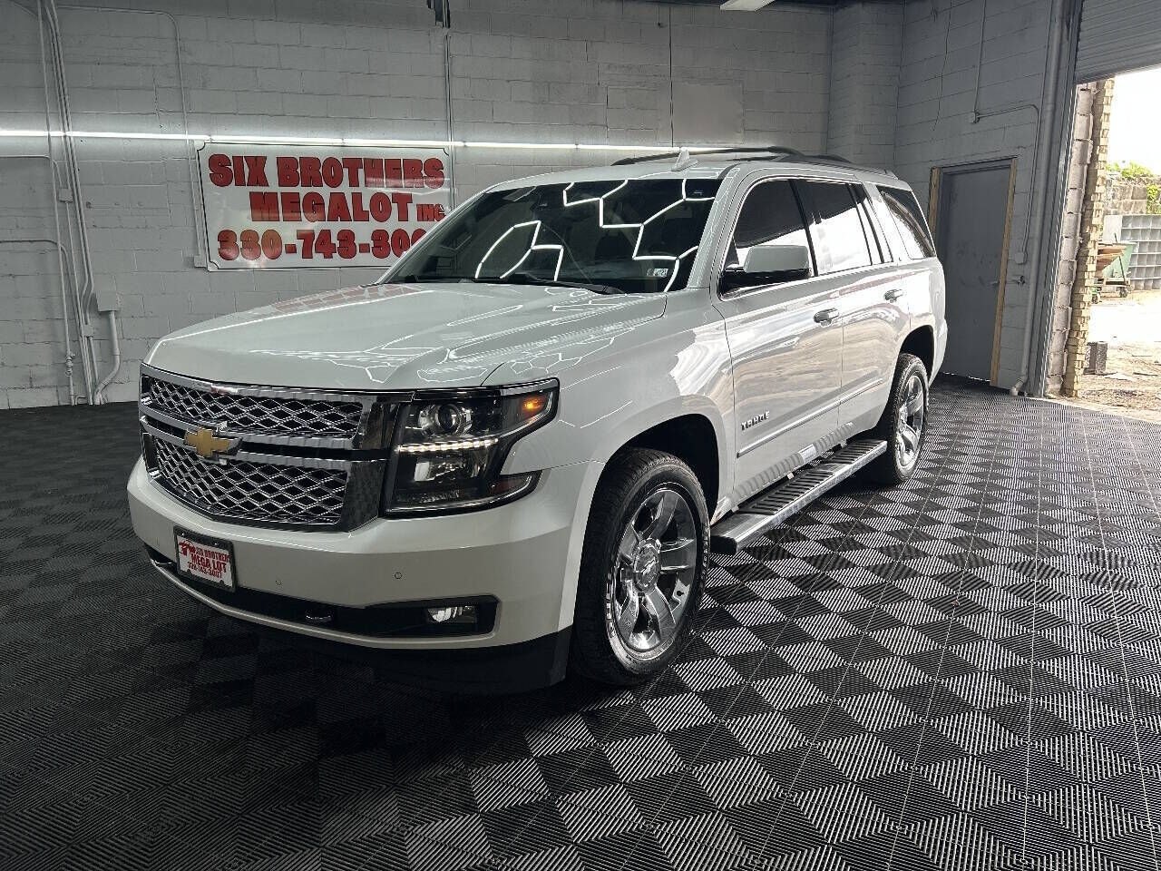 2017 CHEVROLET Tahoe