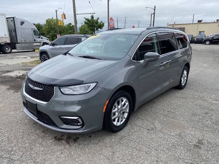 2022 CHRYSLER Pacifica