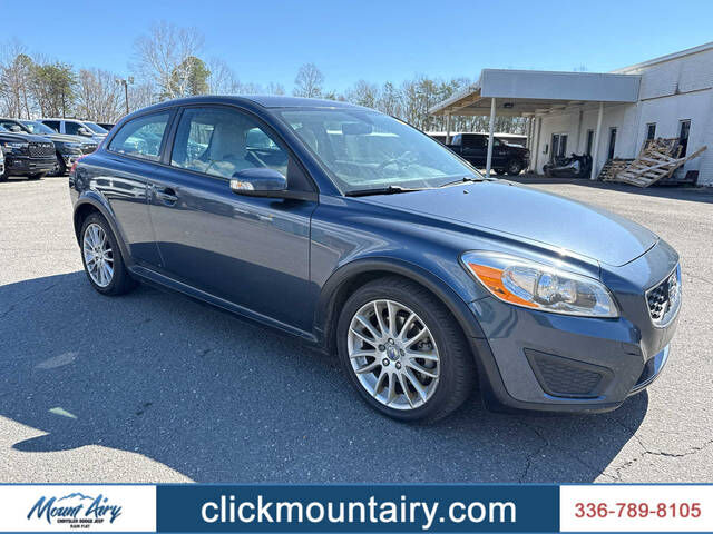 2011 VOLVO C30