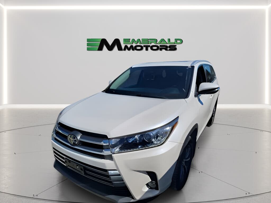 2017 TOYOTA Highlander