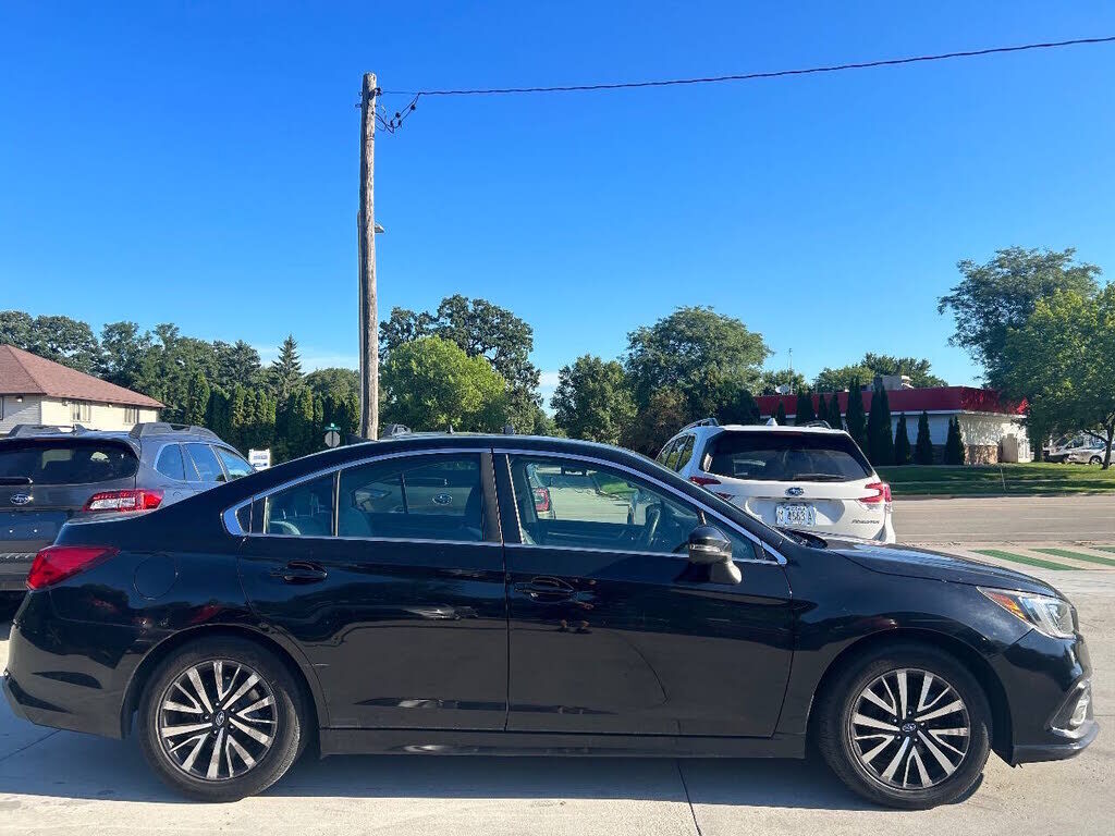 2018 SUBARU Legacy