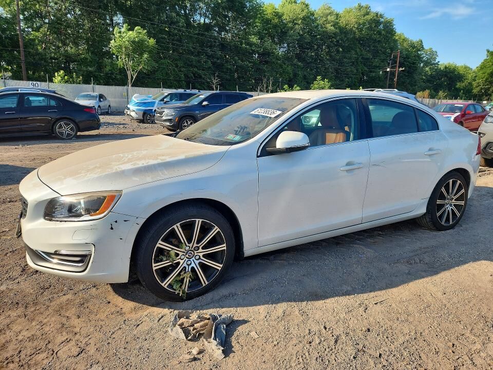 2017 VOLVO S60