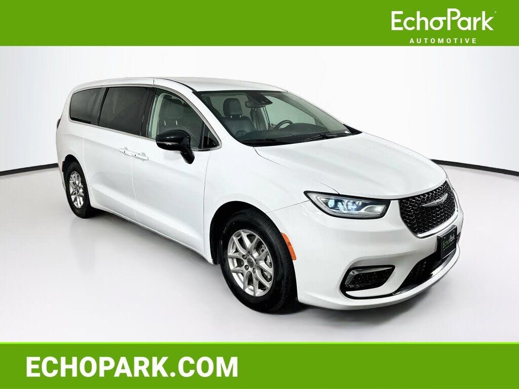 2024 CHRYSLER Pacifica
