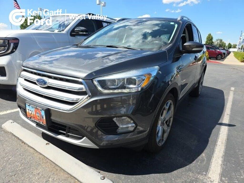 2017 FORD Escape