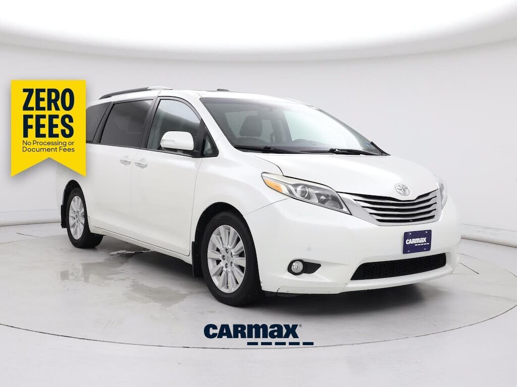 2016 TOYOTA Sienna