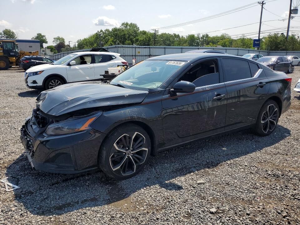 2023 NISSAN Altima