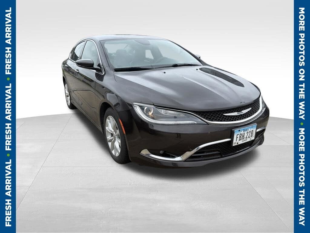 2015 CHRYSLER 200