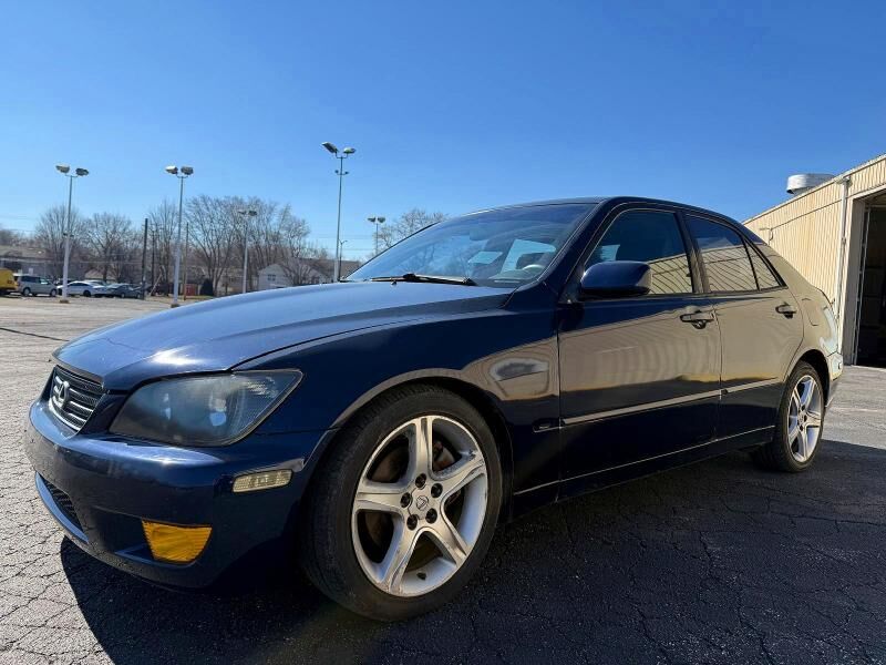 2003 LEXUS IS