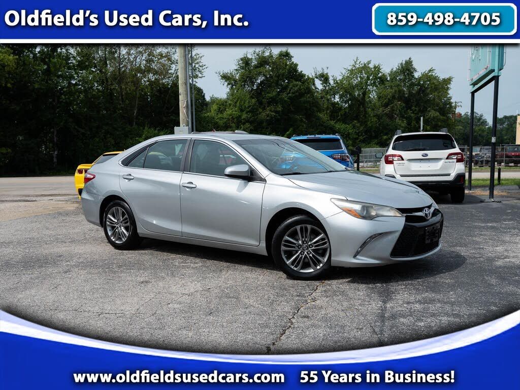 2017 TOYOTA Camry