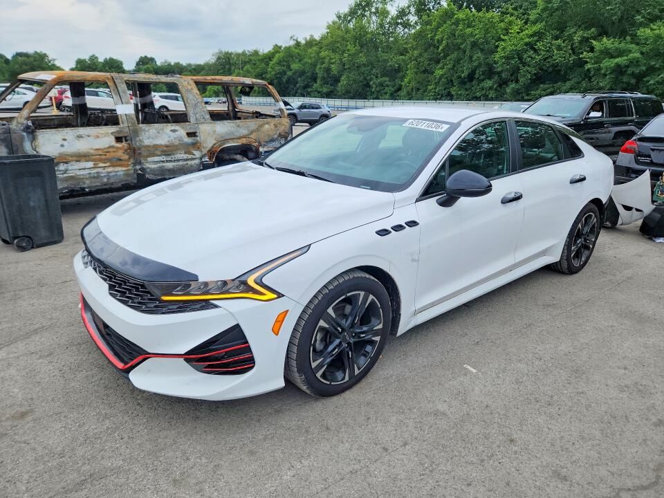 2022 KIA K5