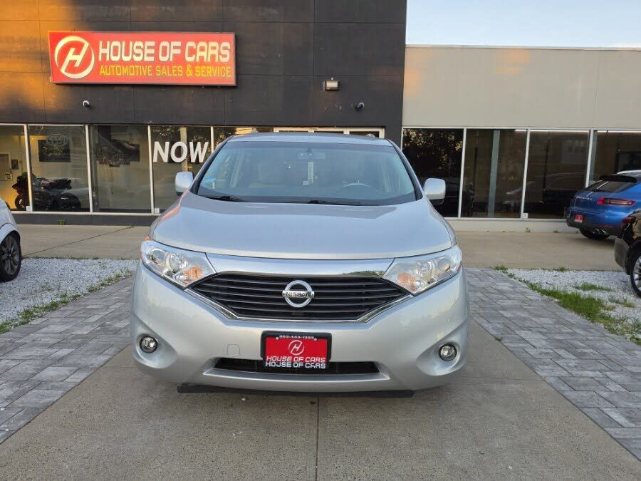 2016 NISSAN Quest