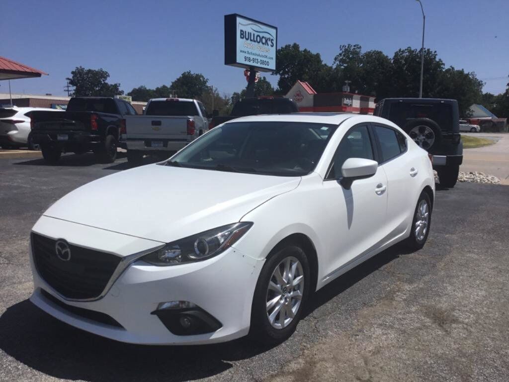 2016 MAZDA Mazda3