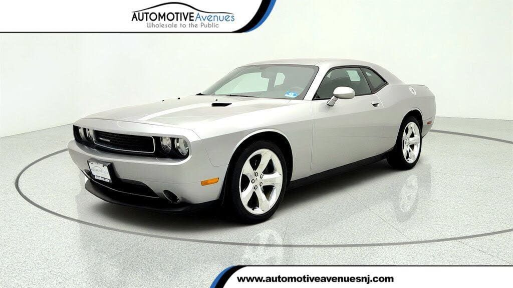 2013 DODGE Challenger