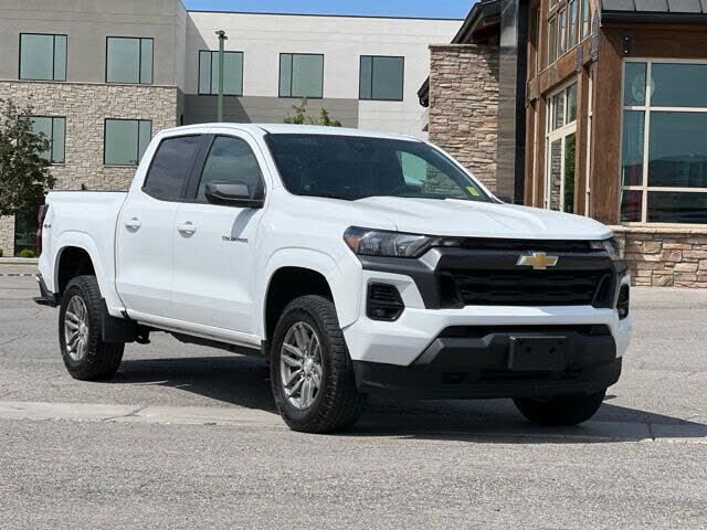 2023 CHEVROLET Colorado