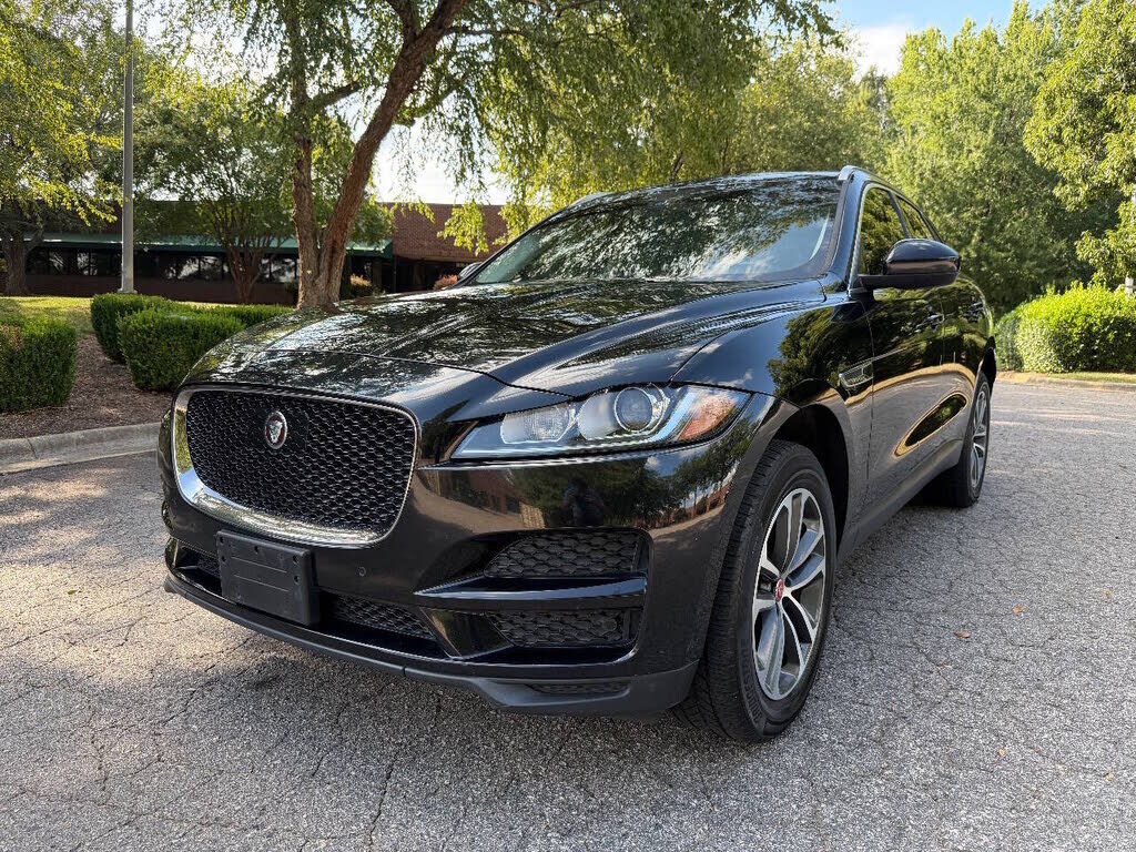 2019 JAGUAR F-Pace