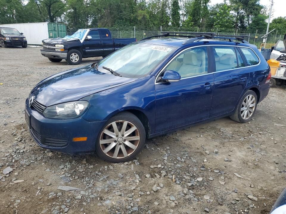 2011 VOLKSWAGEN Jetta Wagon