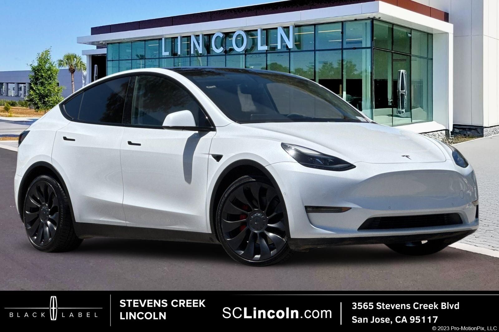 2022 TESLA Model Y