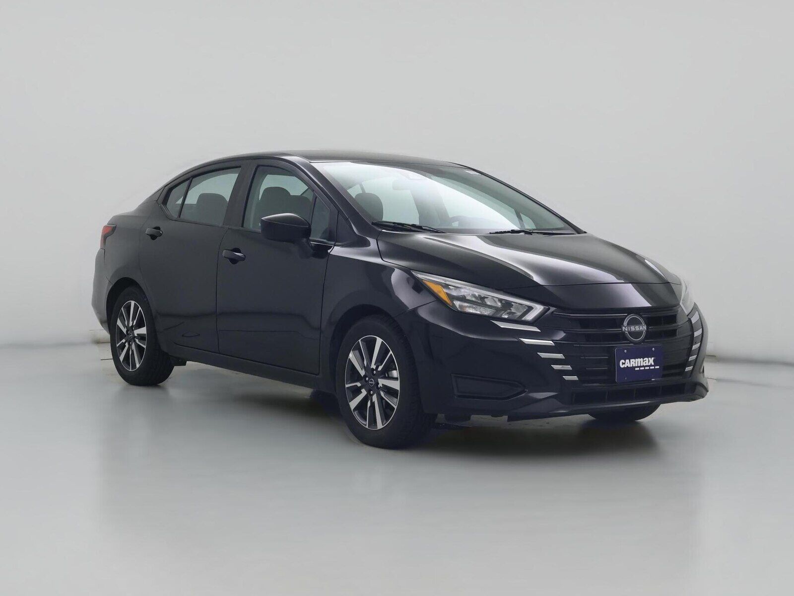 2025 NISSAN Versa