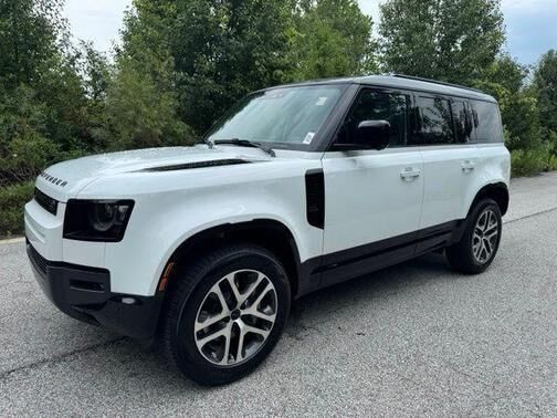 2026 LAND ROVER Defender