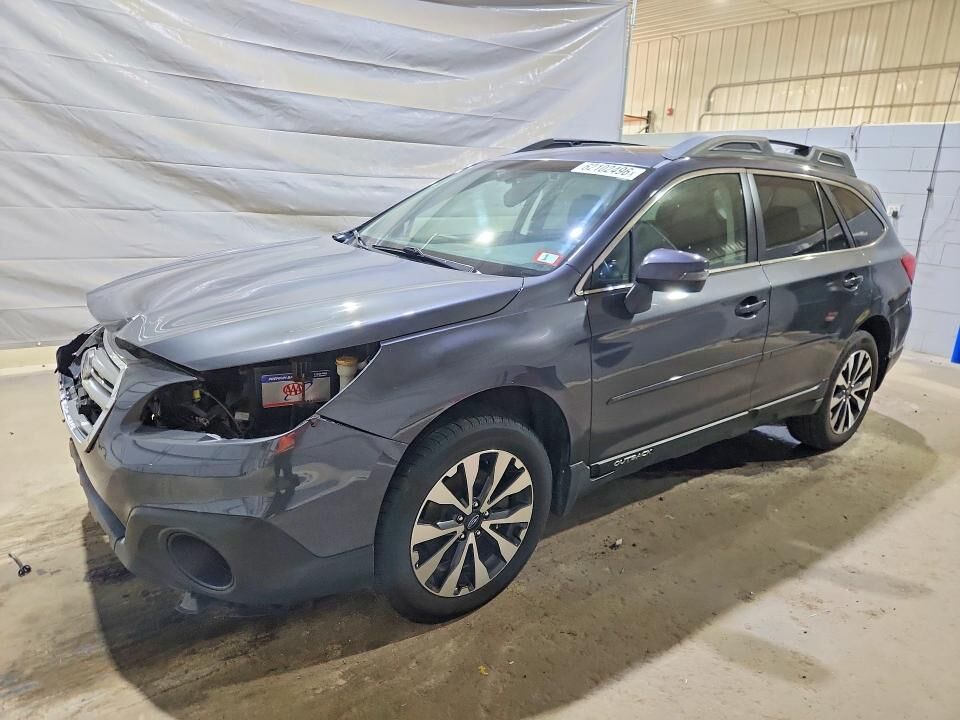 2015 SUBARU Outback