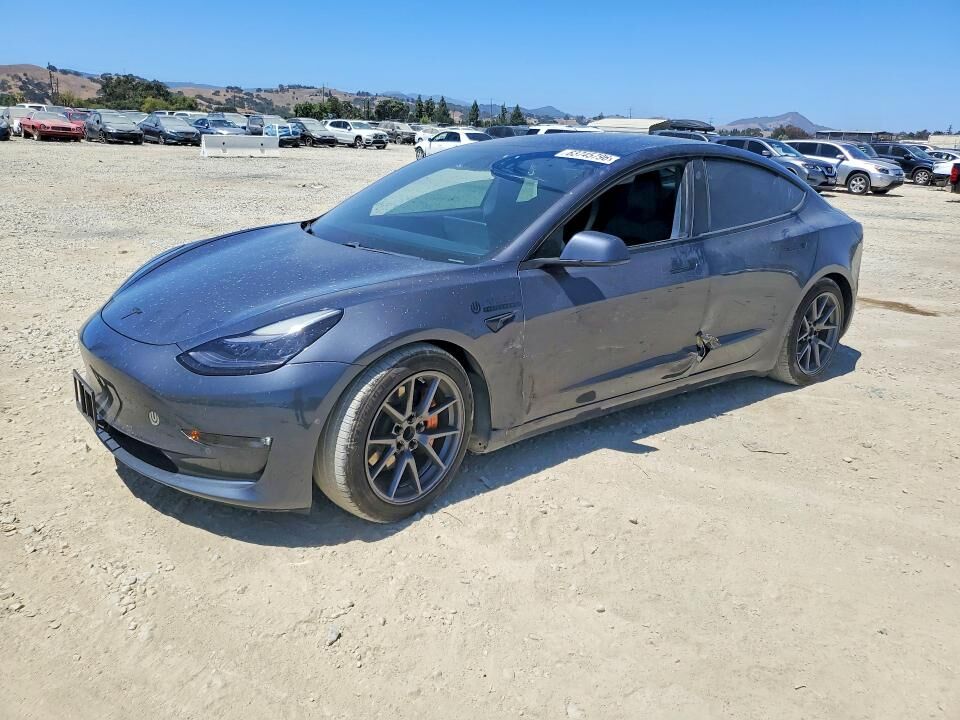 2018 TESLA Model 3