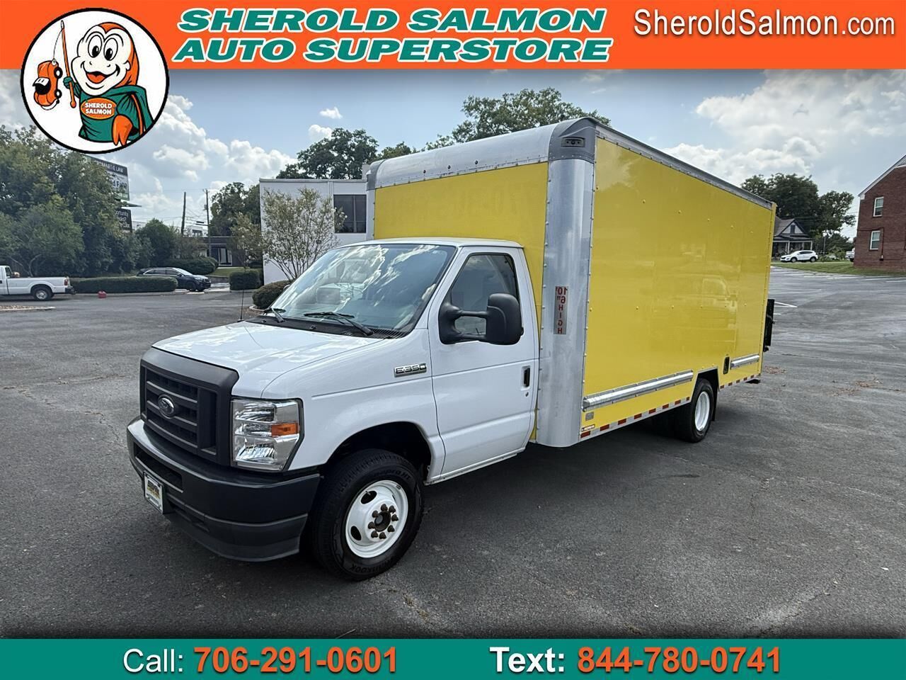 2022 FORD E-350