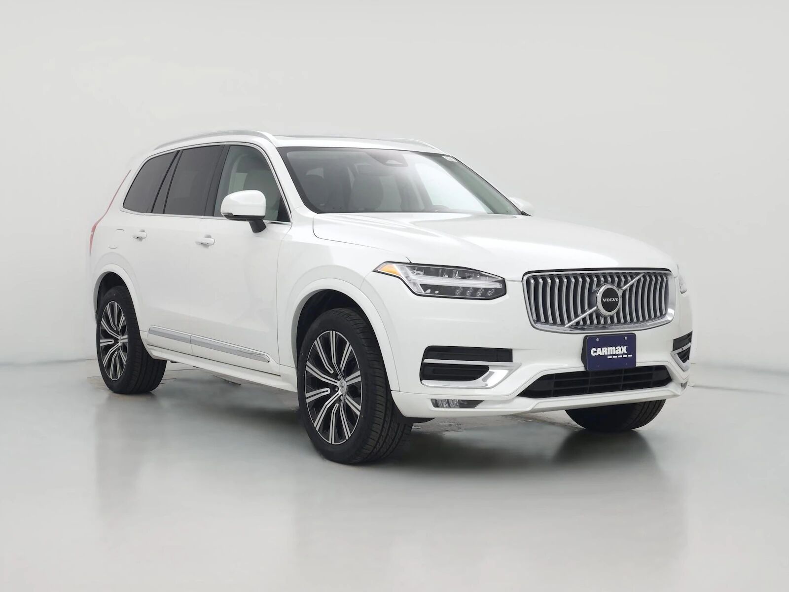 2024 VOLVO XC90