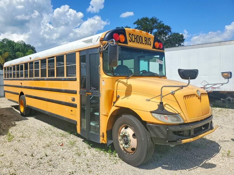 2014 IC BUS PB105