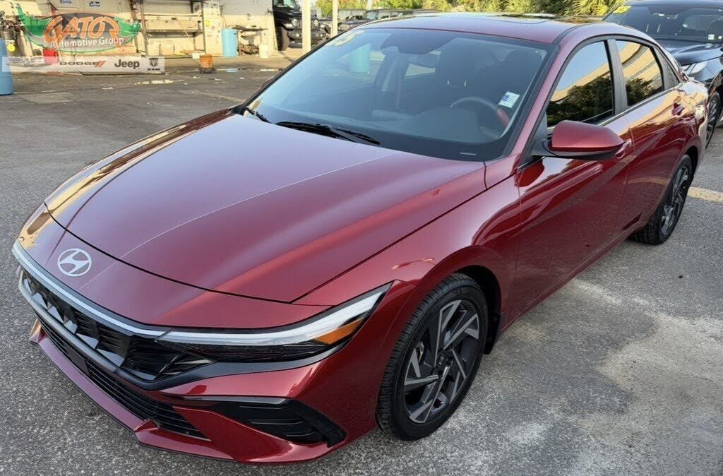 2025 HYUNDAI Elantra