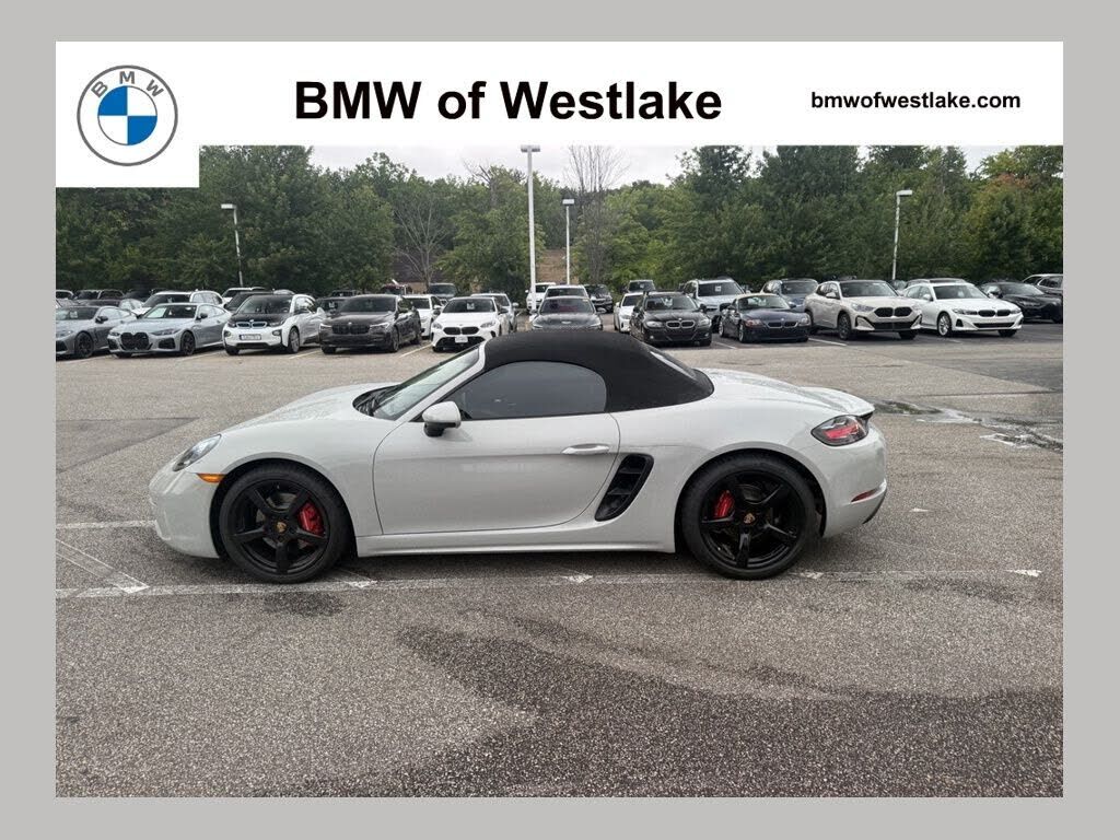 2018 PORSCHE 718