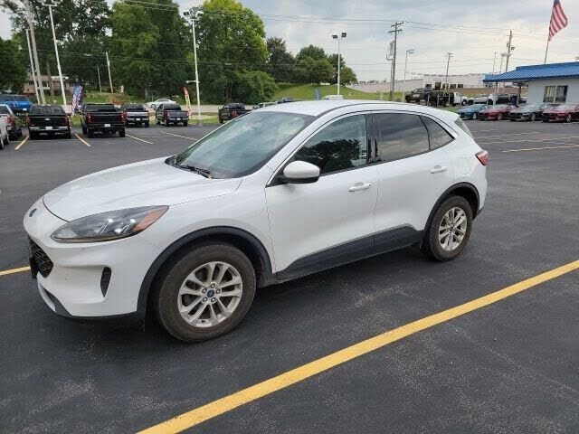 2021 FORD Escape