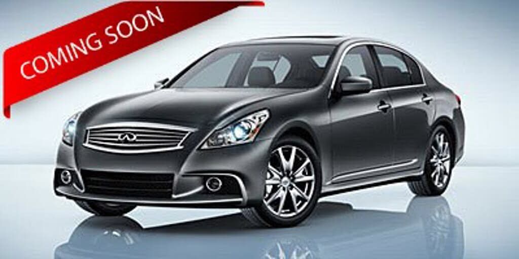 2011 INFINITI G37