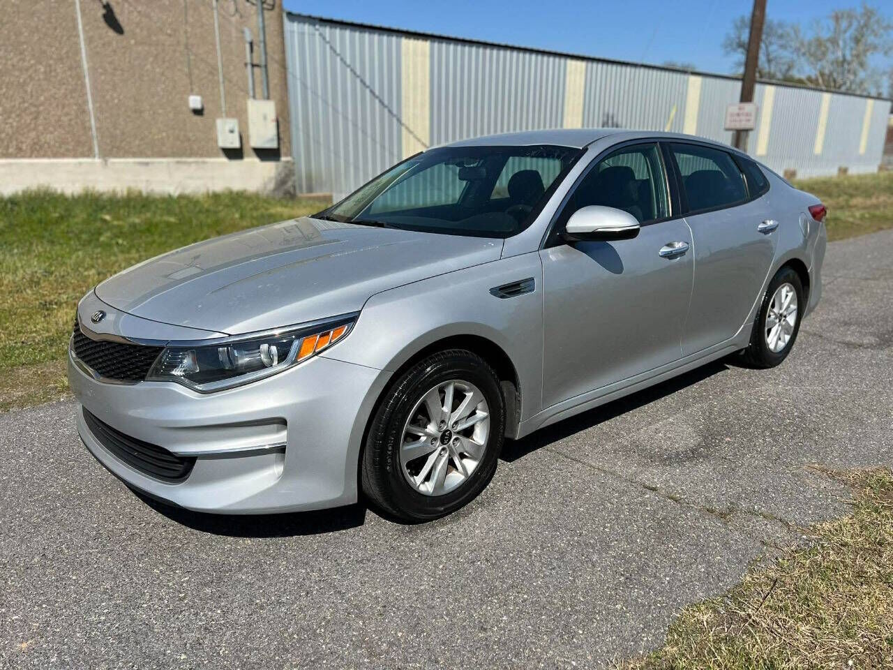 2017 KIA Optima