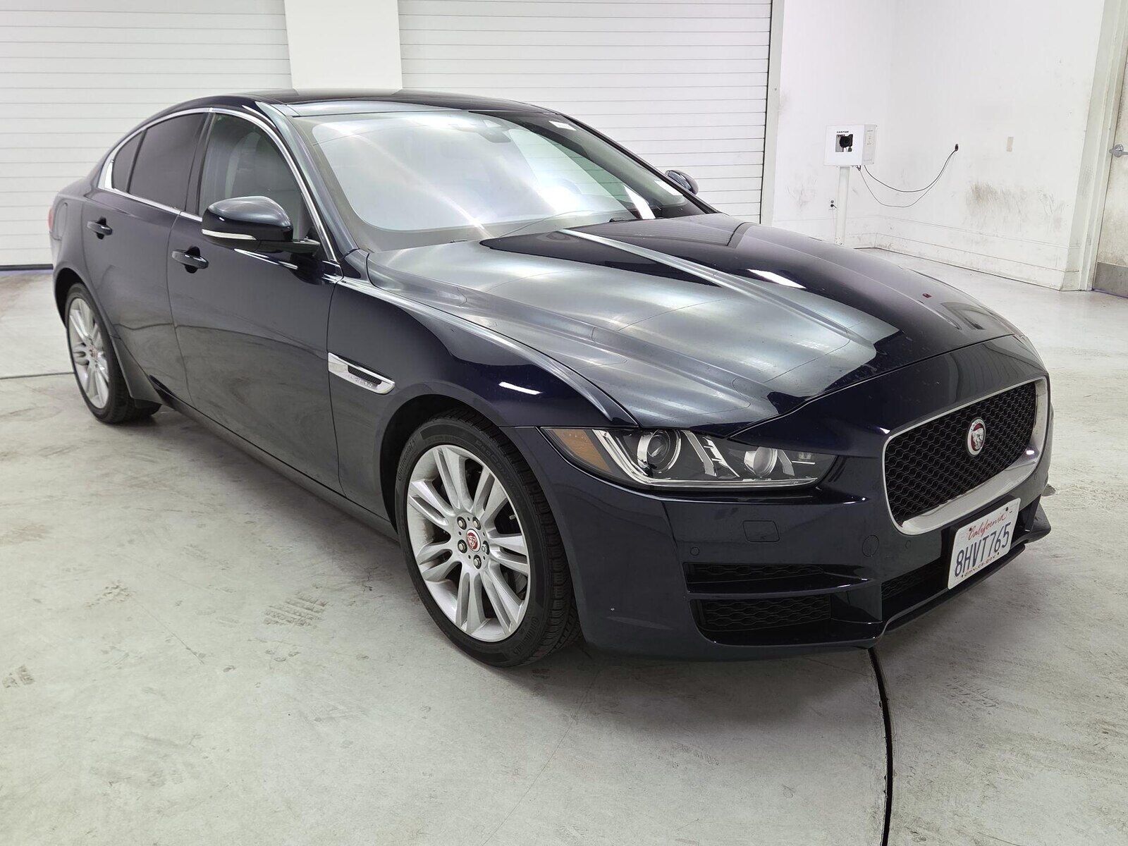 2019 JAGUAR XE