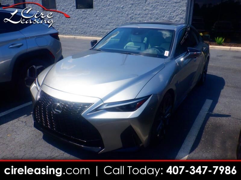 2022 LEXUS IS