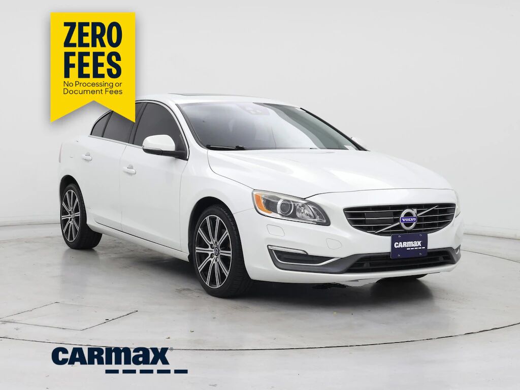 2015 VOLVO S60