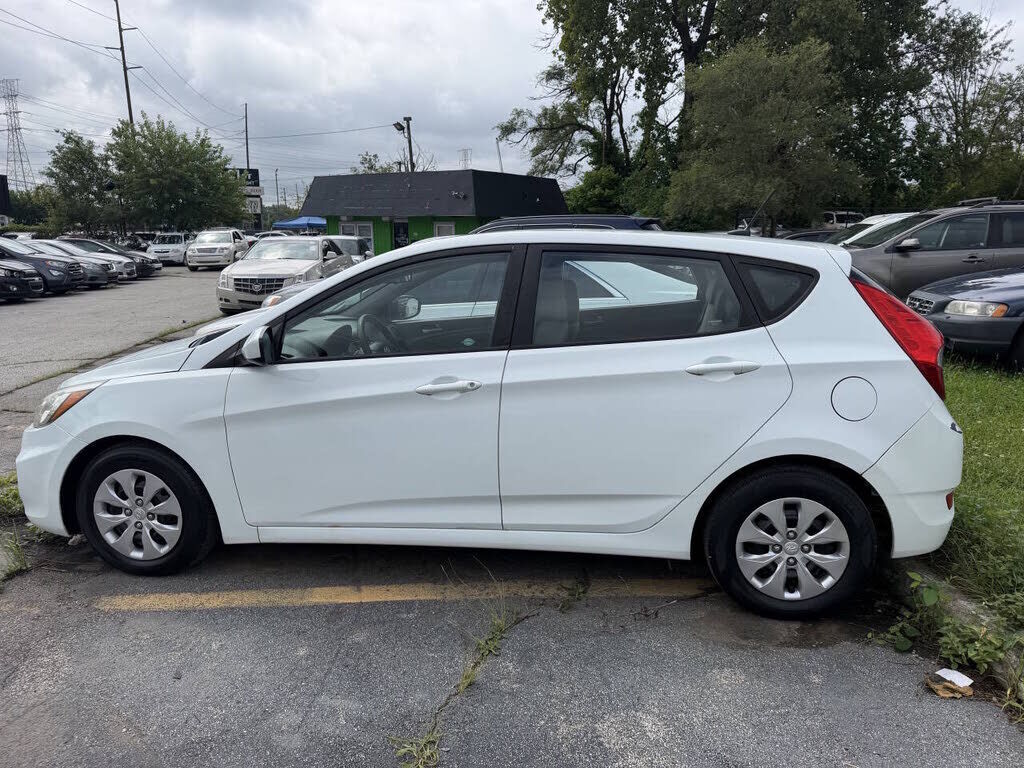 2016 HYUNDAI Accent